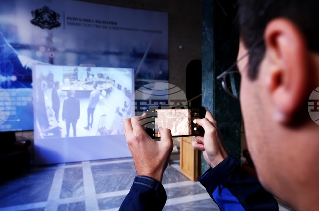 МЕУ - удостоверяване на машините за гласуване