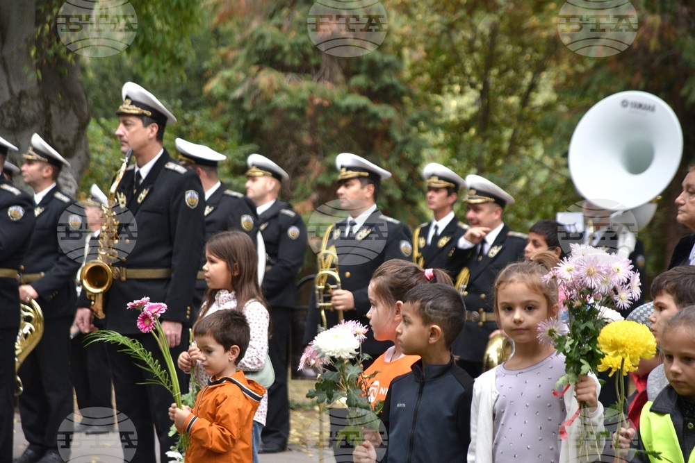 Варна - Ден на народните будители - отбелязване