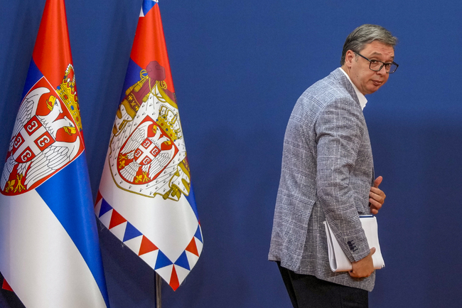 Ако опозицията спечели изборите, ще се оттегля като президент, заяви на предизборен митинг в Смедерево сръбският държавен глава Александър Вучич