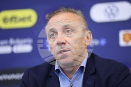 Футбол - мъжки национален отбор - треньор - представяне