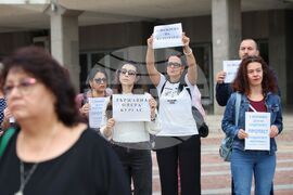 Бургас - културни дейци - протест