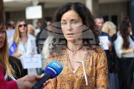 Бургас - културни дейци - протест