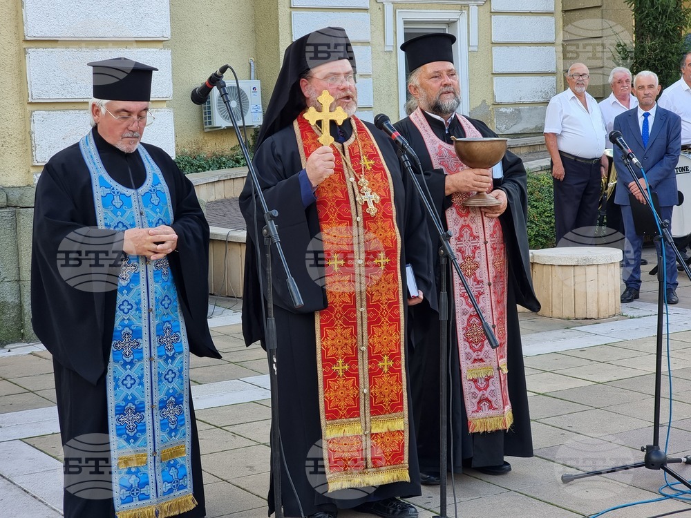 Ямбол - Ден на народните будители - отбелязване