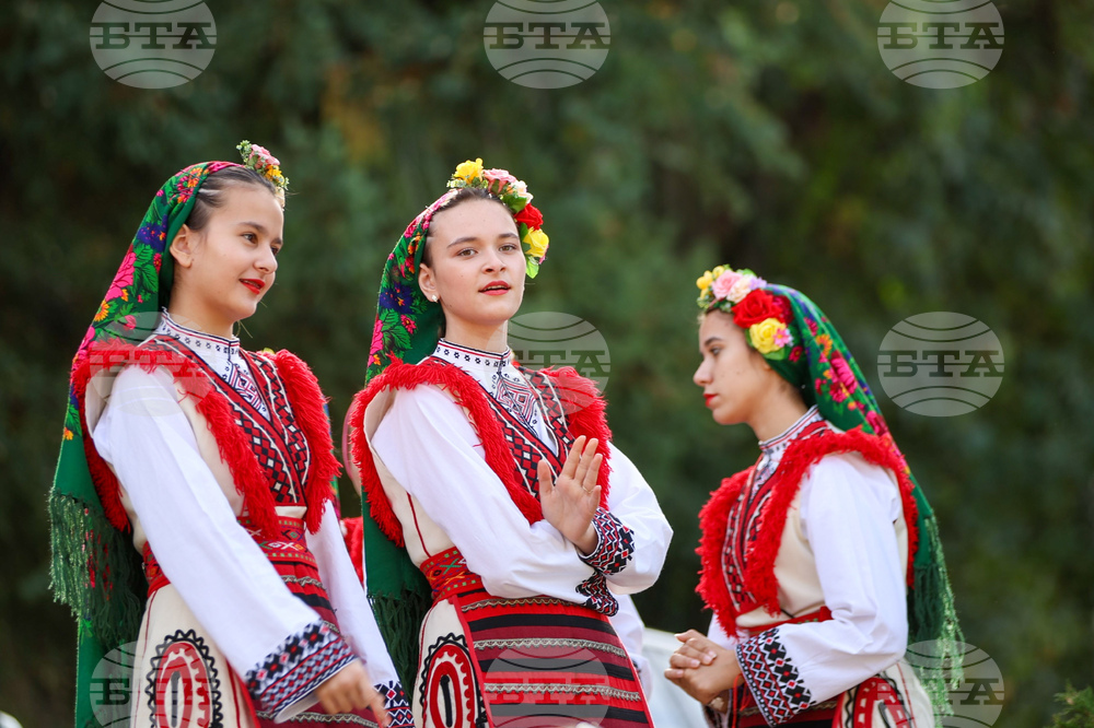 Благоевград - Ден на народните будители - концерт