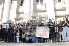 Русе - културни институции - протест