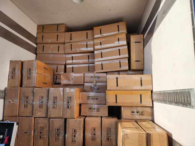 Откриха 250 стоки с логото на защитени марки без документи при проверка на автомагистрала "Марица“ и в Димитровград