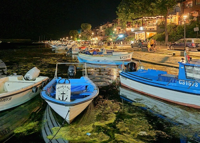 Риболовният кораб “Чавдар“ ще бъде потопен край бреговете на Созопол 