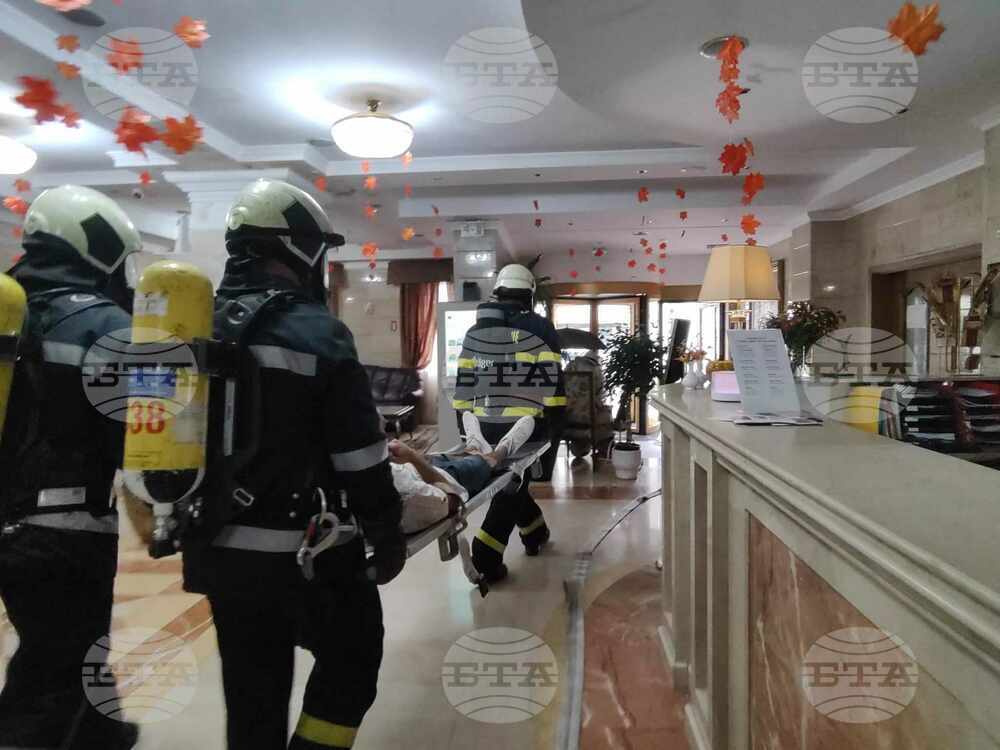 Огнеборци проиграха пожаро-тактическо занятие в хотелски комплекс в Силистра