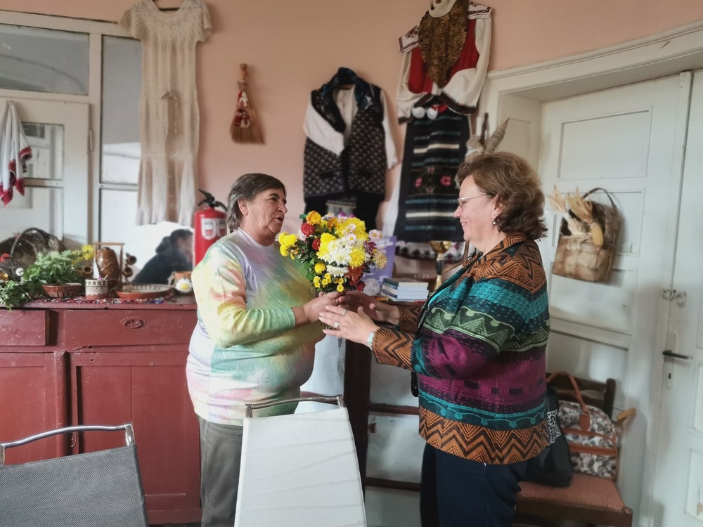 Кметът на Ловеч участва в празника за Деня на будителите в село Къкрина