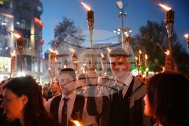 Бургас - Ден на народните будители - факелно шествие