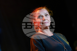 Будител на десетилетието - награди - церемония