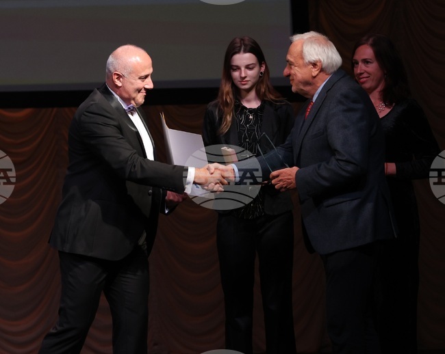 "Кристална лира" - награди