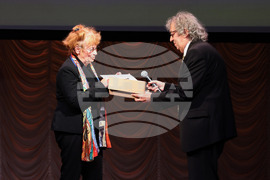 "Кристална лира" - награди