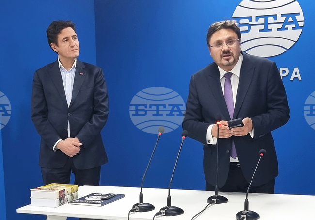 Yasar Ali Gunes, Ivan Milushev Open Exhibition at BTA Press Club in Ankara