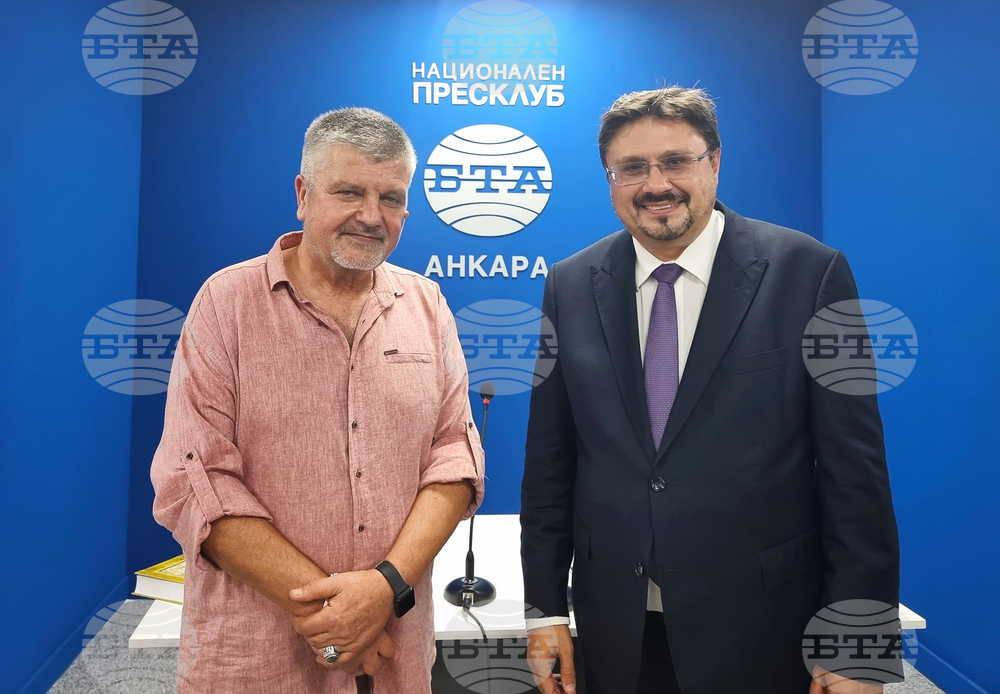 Yasar Ali Gunes, Ivan Milushev Open Exhibition at BTA Press Club in Ankara