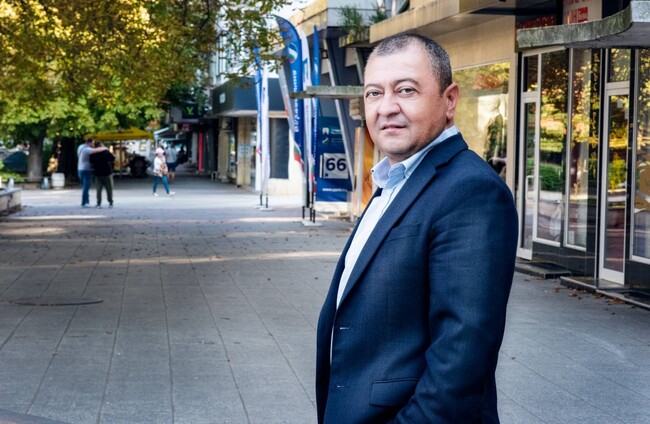 Демократична България – Разград: Заражда ли се политически “Лудогорец” във футболната столица на България