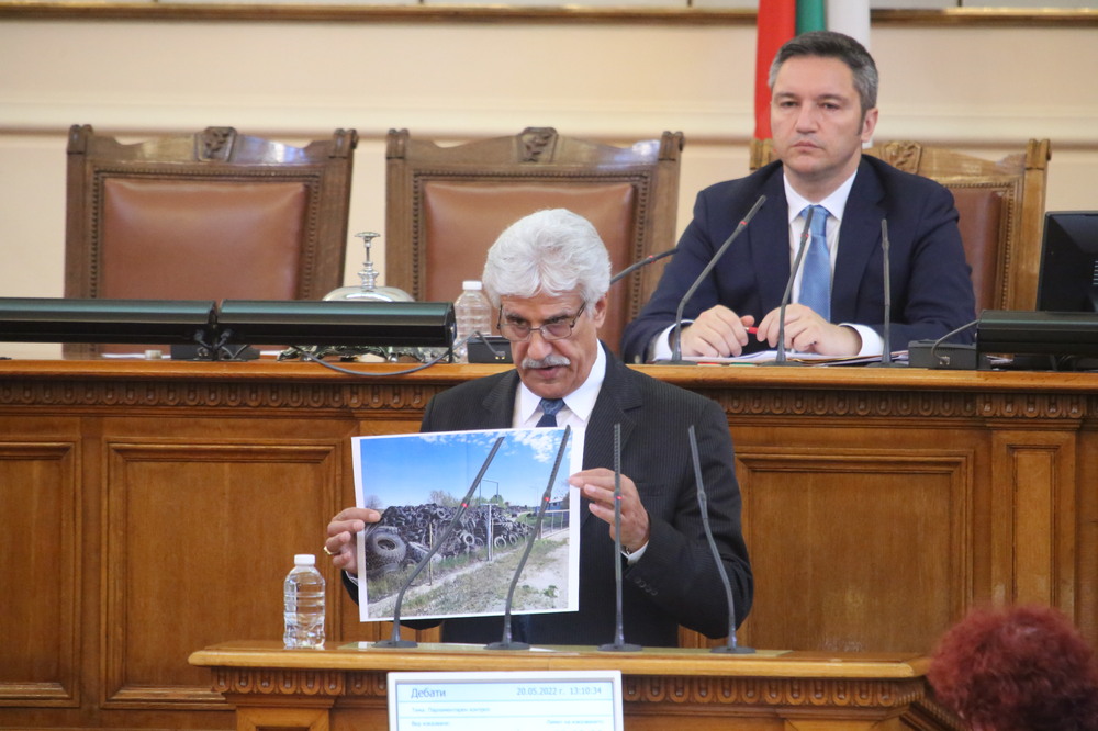 Емил Георгиев, „БСП за България”: Цех във Видинско гори гуми, 10 години институциите прикриват 