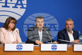 Национален пресклуб на БТА София -  Асоциация на предприятията в железопътния превоз - пресконференция