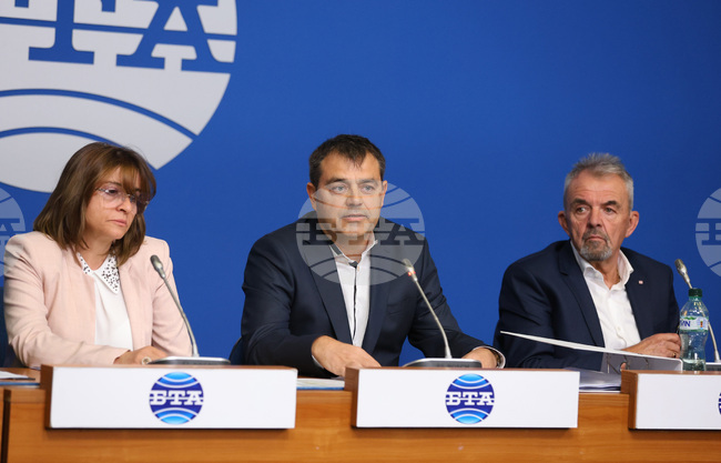 Национален пресклуб на БТА София -  Асоциация на предприятията в железопътния превоз - пресконференция