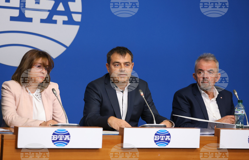 Национален пресклуб на БТА София -  Асоциация на предприятията в железопътния превоз - пресконференция