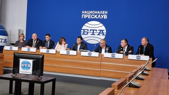 От Асоциацията на предприятията в железопътния транспорт се оплакаха от увеличение на таксите за достъп до железопътната инфраструктура в България