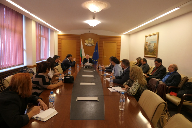 Заместник-министър Йоцев: Подготвяме нормативни промени, с които да защитим производителите на първична земеделска продукция