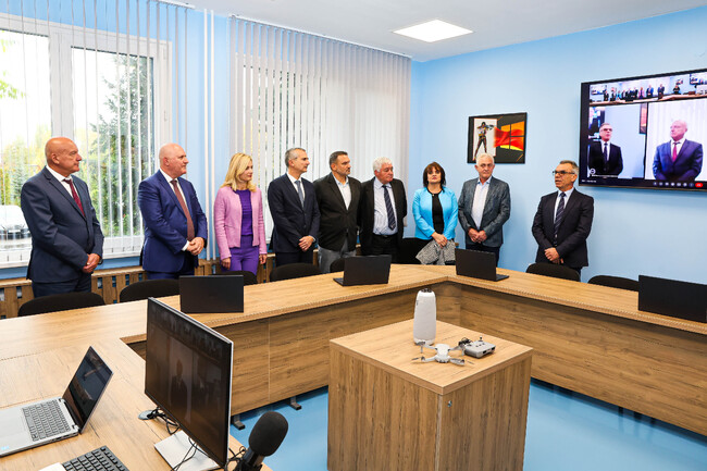 МОН инвестира 30 000 лева за подготовка на учители в НСА