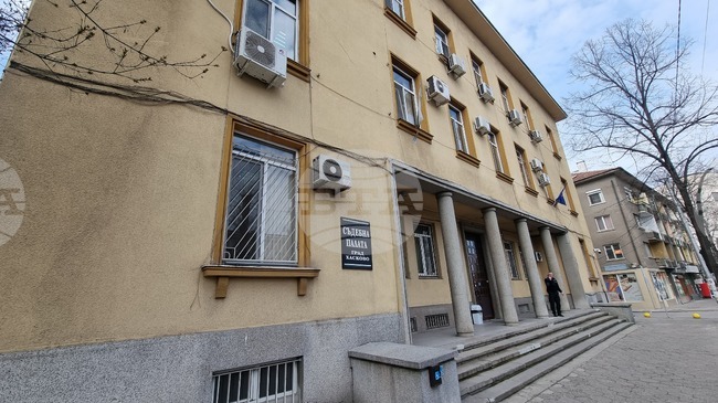 Мъж е осъден на три и половина години затвор за притежание на над 3 кг кокаин и пистолет без разрешително