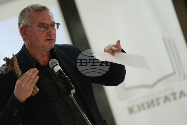 Литературни награди - "Перото"