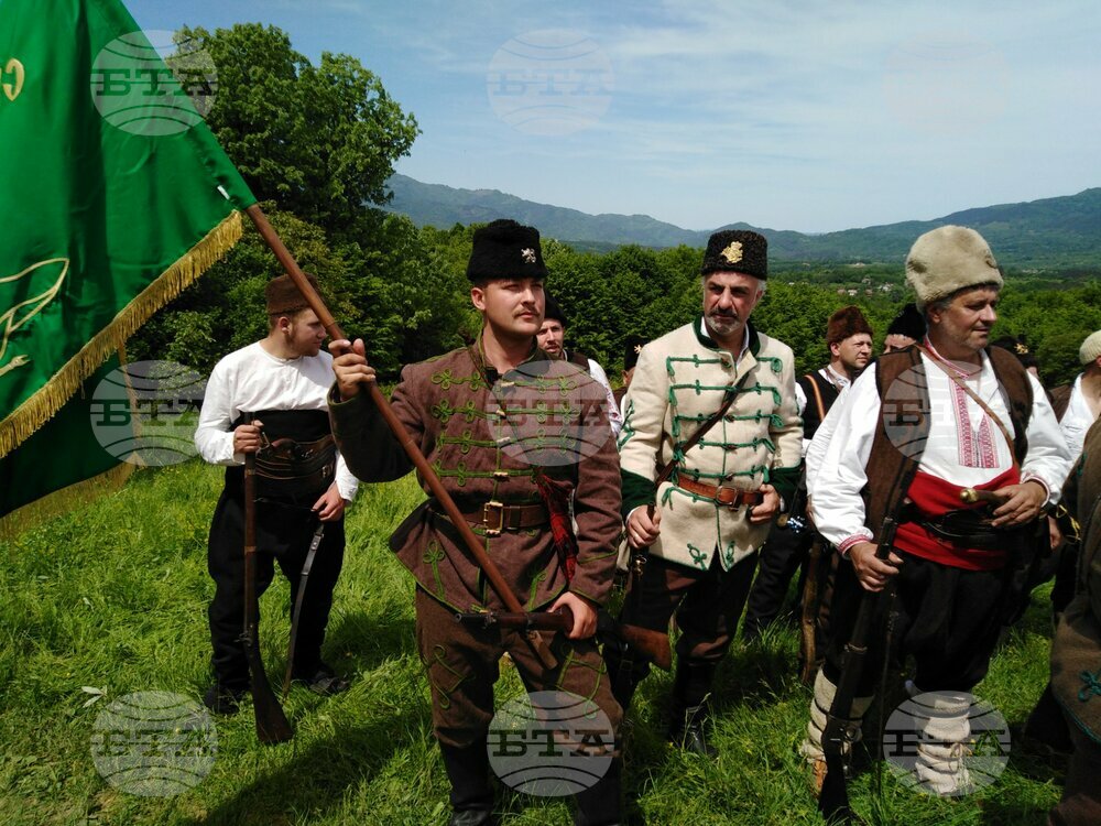 Three Historical Reenactments to Be Held on Occasion April Uprising Anniversary