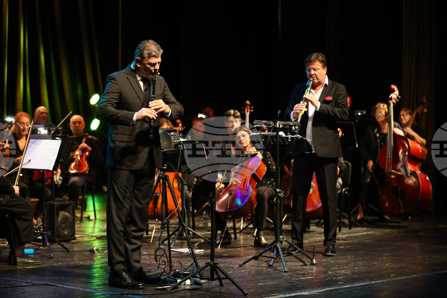 Бургас - Теодосий Спасов и Борислав Йоцов - симфоничен концерт