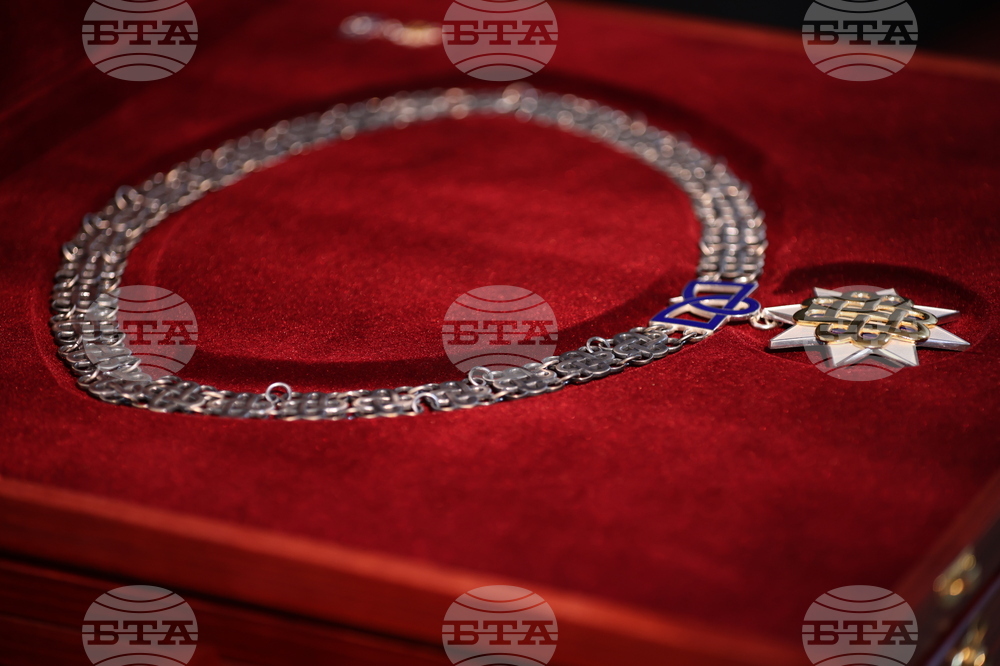 Златен век - награди