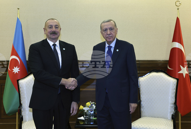 Ердоган и Алиев се включиха в церемония по пускането в експлоатация на газопровод от Турция до Нахичеван