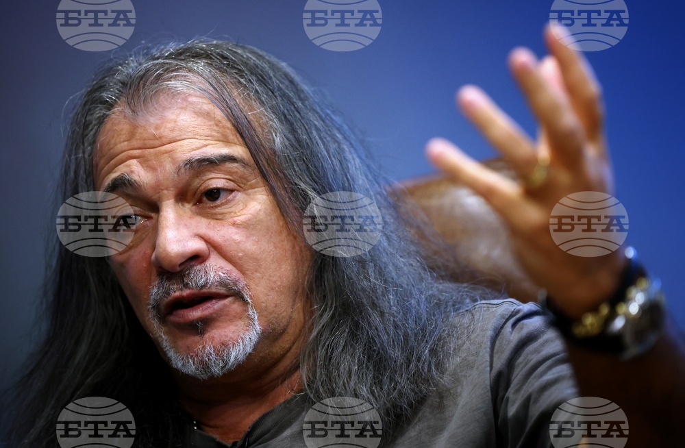 Магърдич Халваджиян - интервю - книга