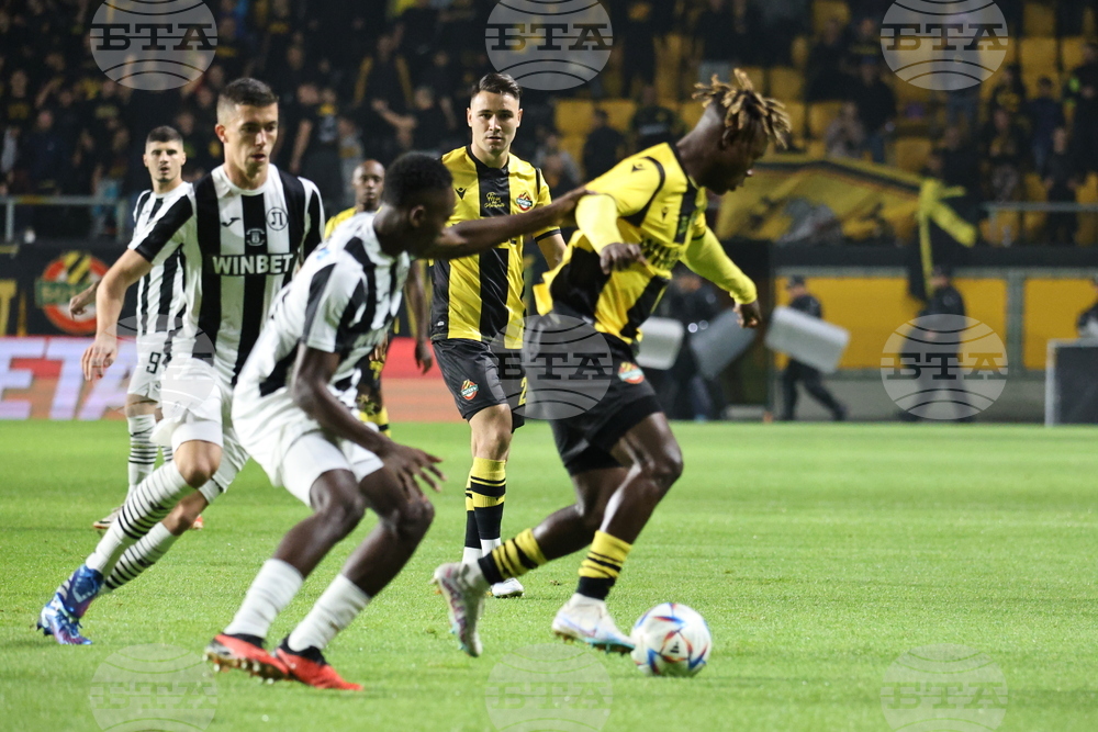 Пловдив - футбол - Ботев (Пловдив) - Локомотив (Пловдив)