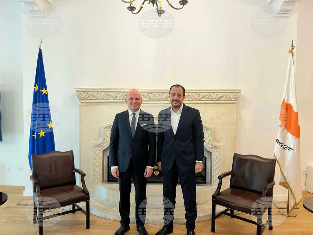 MEP Ilhan Kyuchyuk Talks with President Nikos Christodoulides and Other Senior Officials in Cyprus