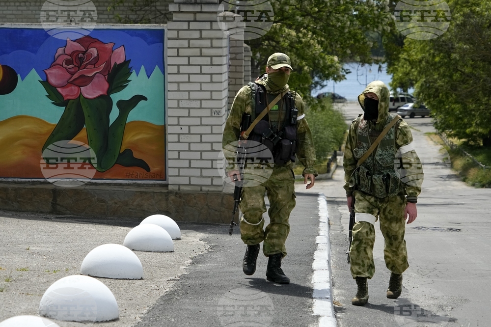Русия укрепва отбранителните си позиции в Херсонска област, каза украинският регионален губернатор