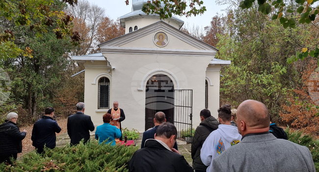 Добрич - Архангелова задушница - Военно гробище