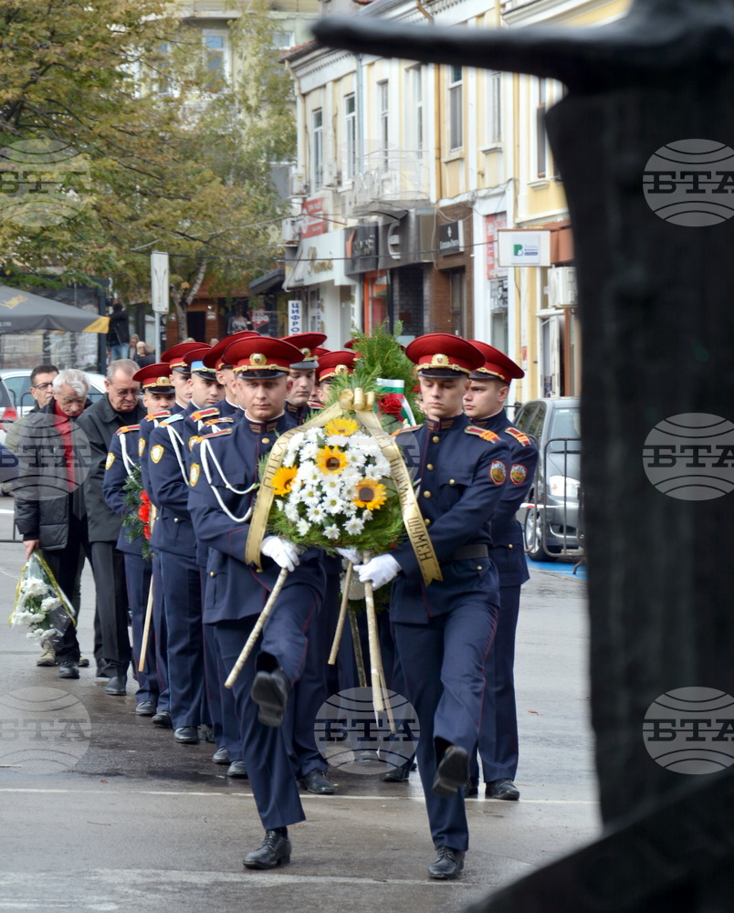 С възпоменателни церемонии в Шуменска област беше почетена паметта на загиналите воини