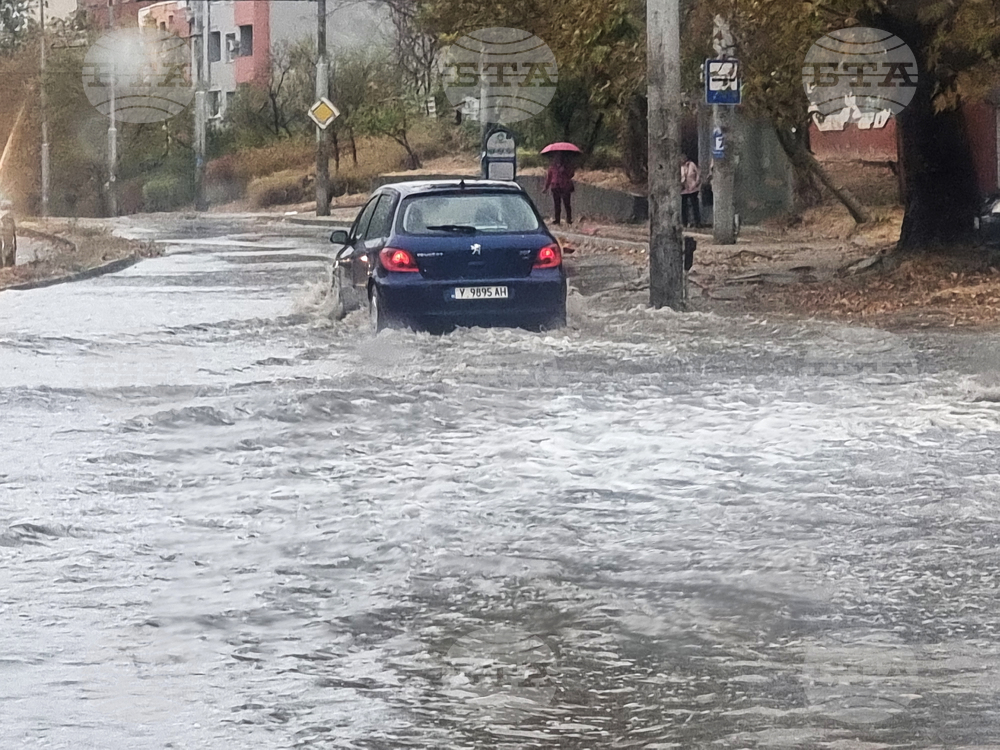 Сливен - буря - наводнени улици