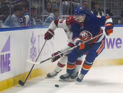 Hurricanes Islanders Hockey
