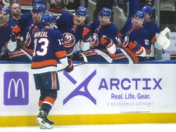Hurricanes Islanders Hockey