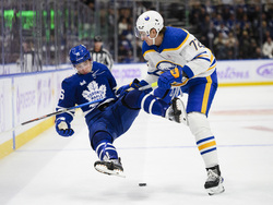 Sabres Maple Leafs Hockey