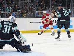 Flames Kraken Hockey