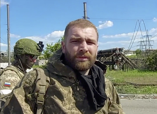 Командирите на бойците, защитавали "Азовстал", са били прехвърлени в Русия за разследване, съобщи ТАСС