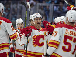 Flames Kraken Hockey