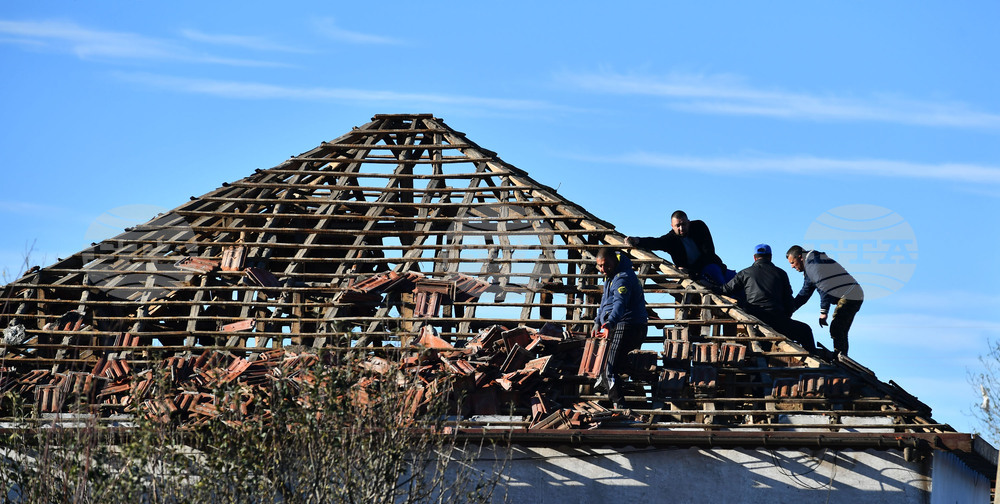 Село Лъвино - бедствено положение - доброволци