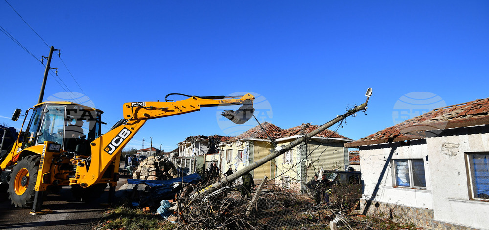 Село Лъвино - бедствено положение - доброволци