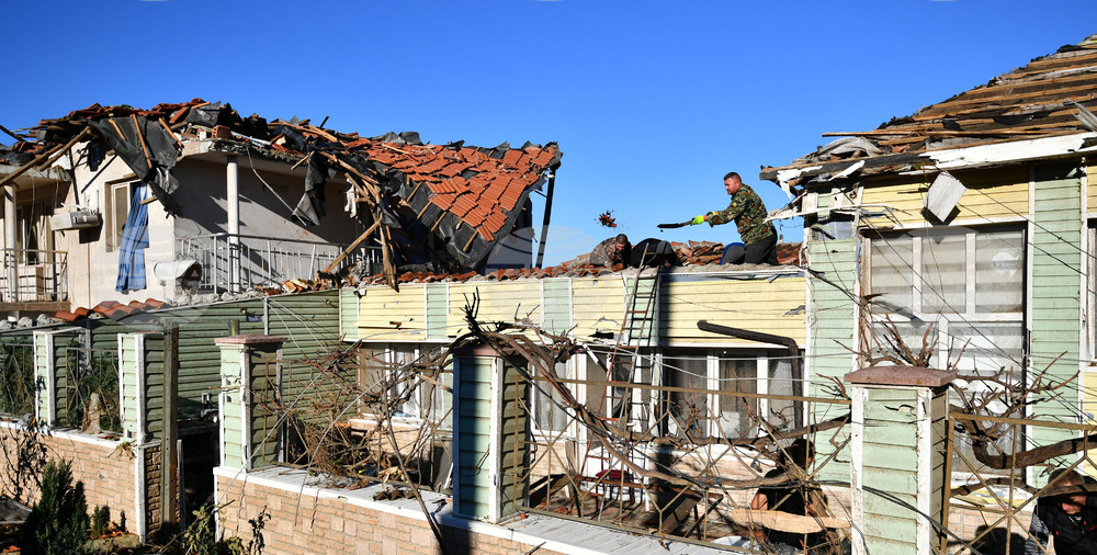 Село Лъвино - бедствено положение - доброволци