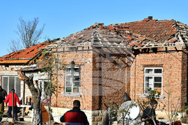 Село Лъвино - бедствено положение - доброволци